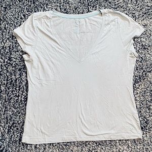 AEO Favorite V-Neck
